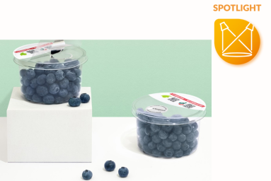 Two trays of blueberries, sealed with Smilesys® BK-70+ film from Carton Pack